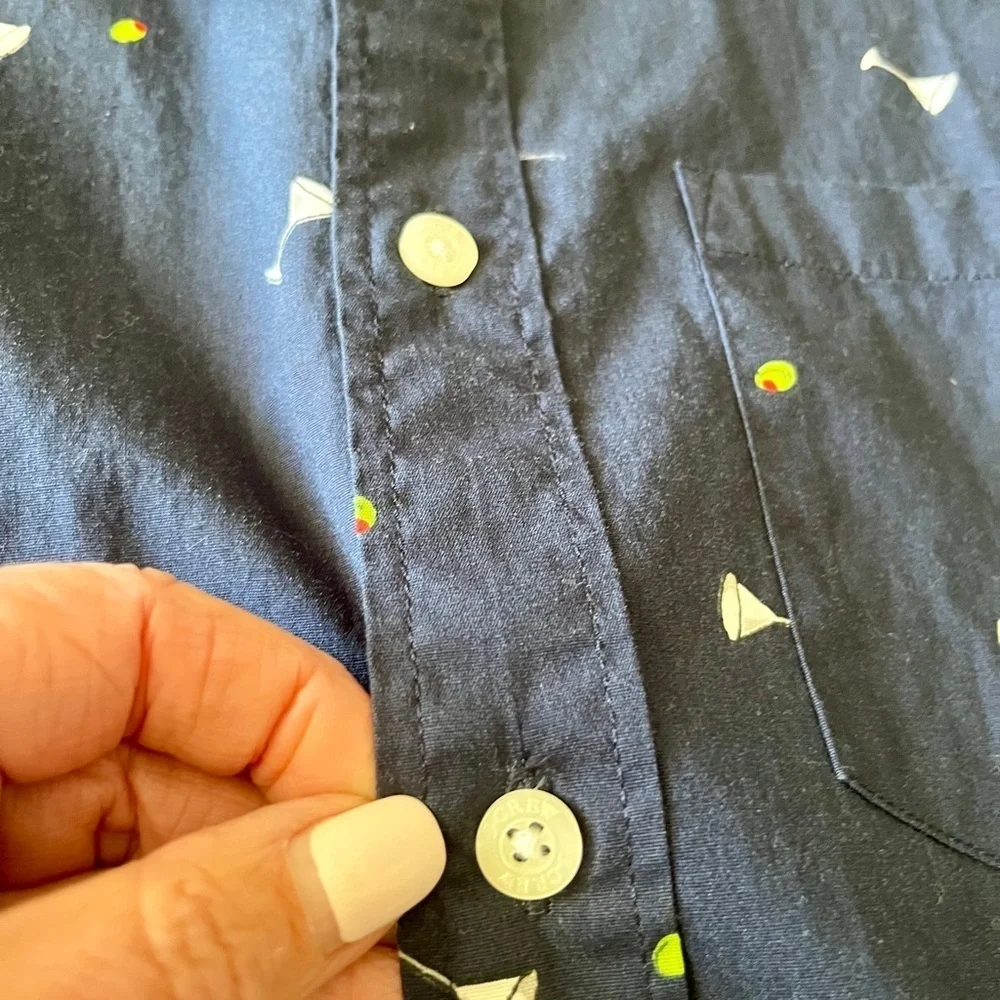 J. Crew Flex wash navy button down. mens small martini glass olives cocktail